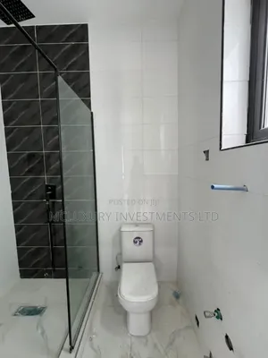4bdrm Duplex in Landbridge Avenue, Victoria Island for rent