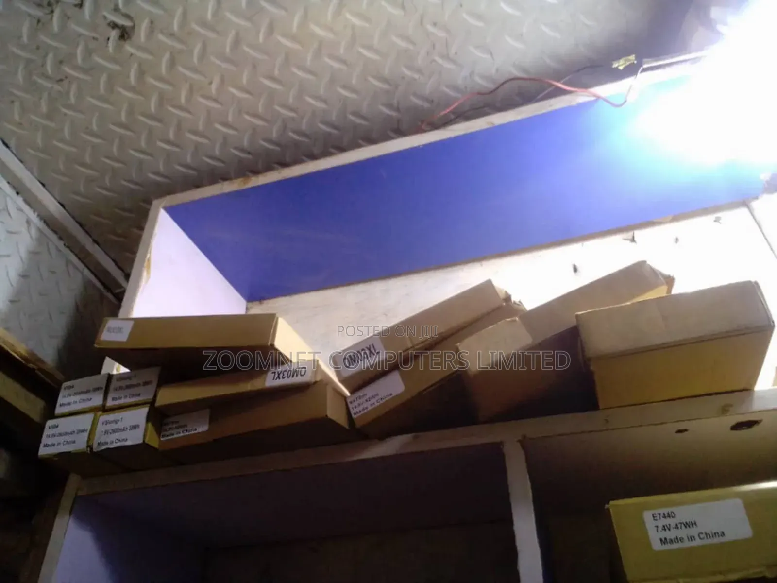 Laptop Inbuilt Batteries