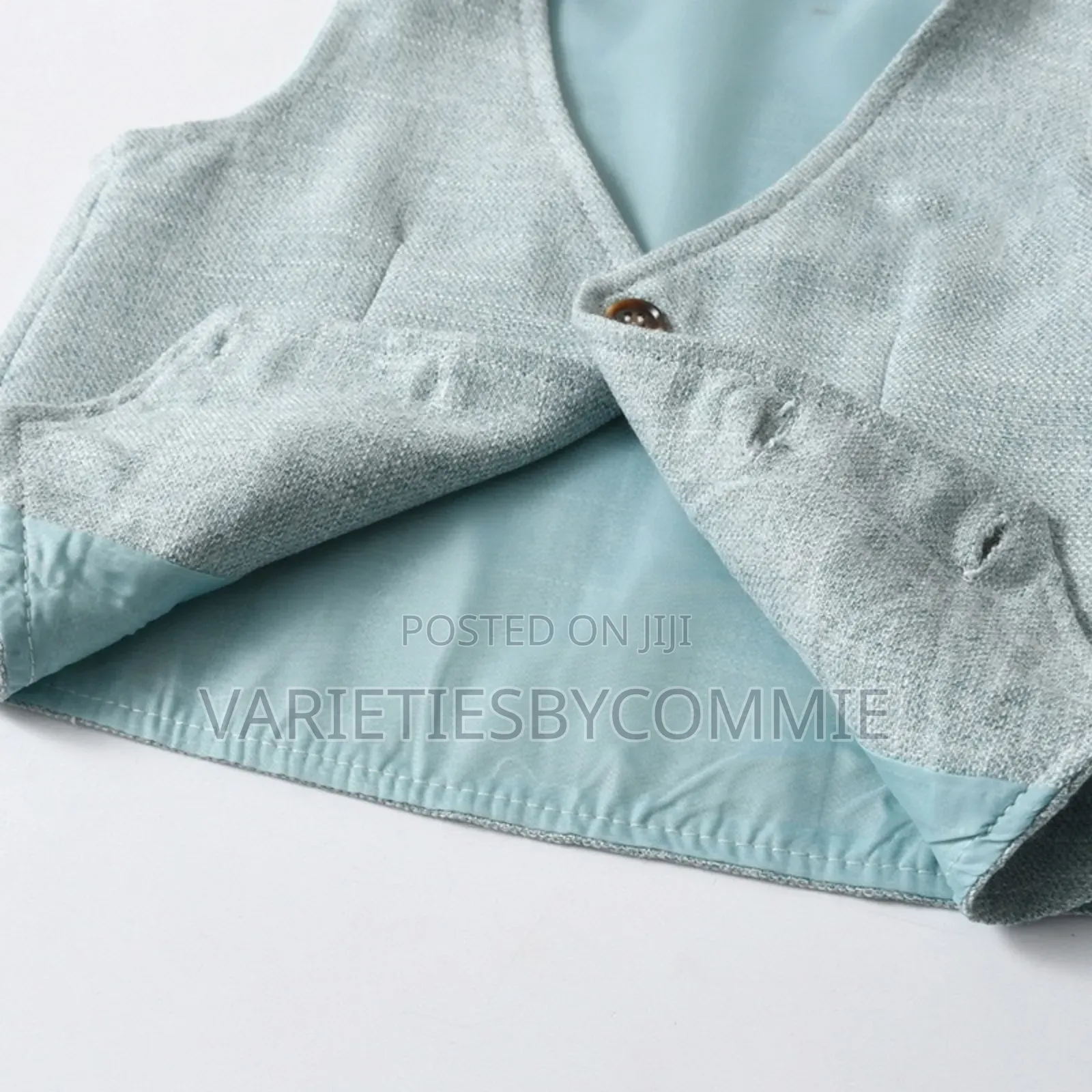 Luxury 2 Peices Suit Set With With Bow Tie