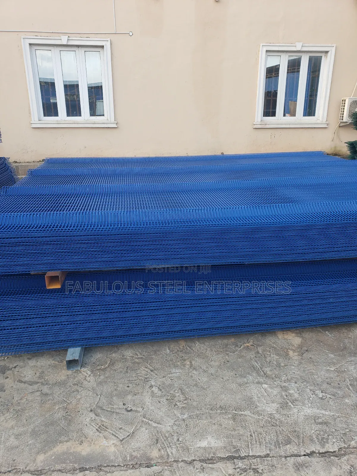 Wire Mesh Atifinger Blue Colour