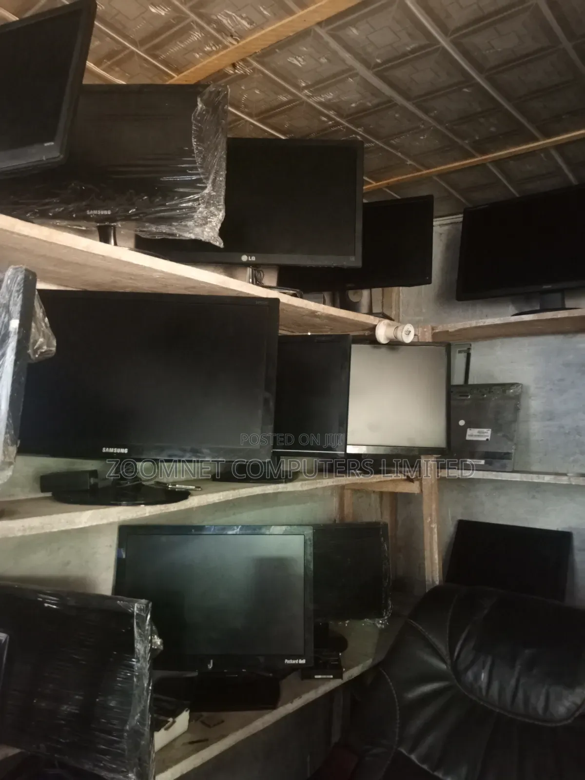 Desktops and Monitors of All Sizes