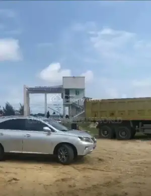 Shine On, Uno Oma Estate, Ibusa Asaba