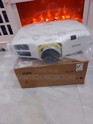 New Epson Home Cinema, Church, Showroom. 6000 Lumens 