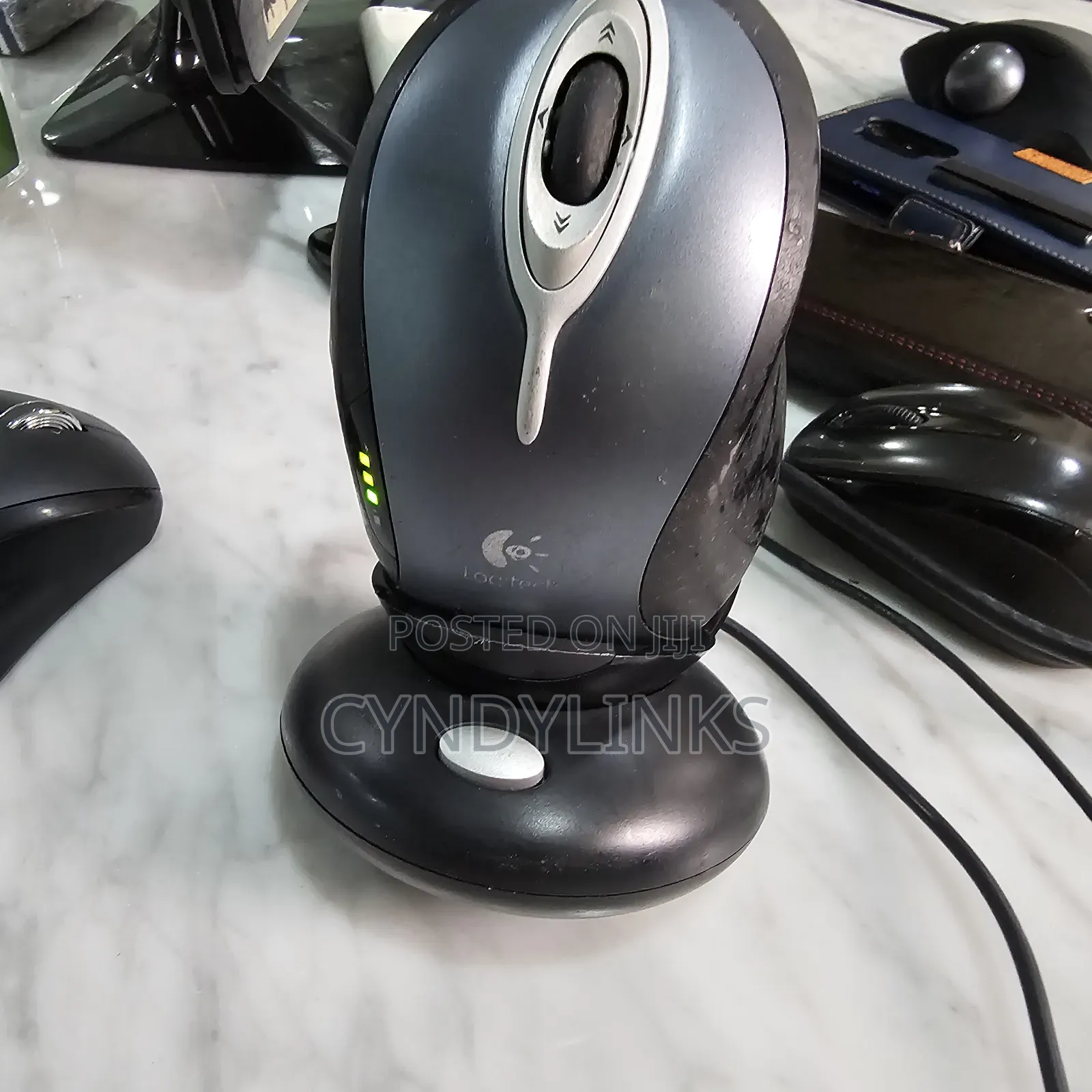 Logitech MX Revolution Cordless Laser Mouse - Laser - USB