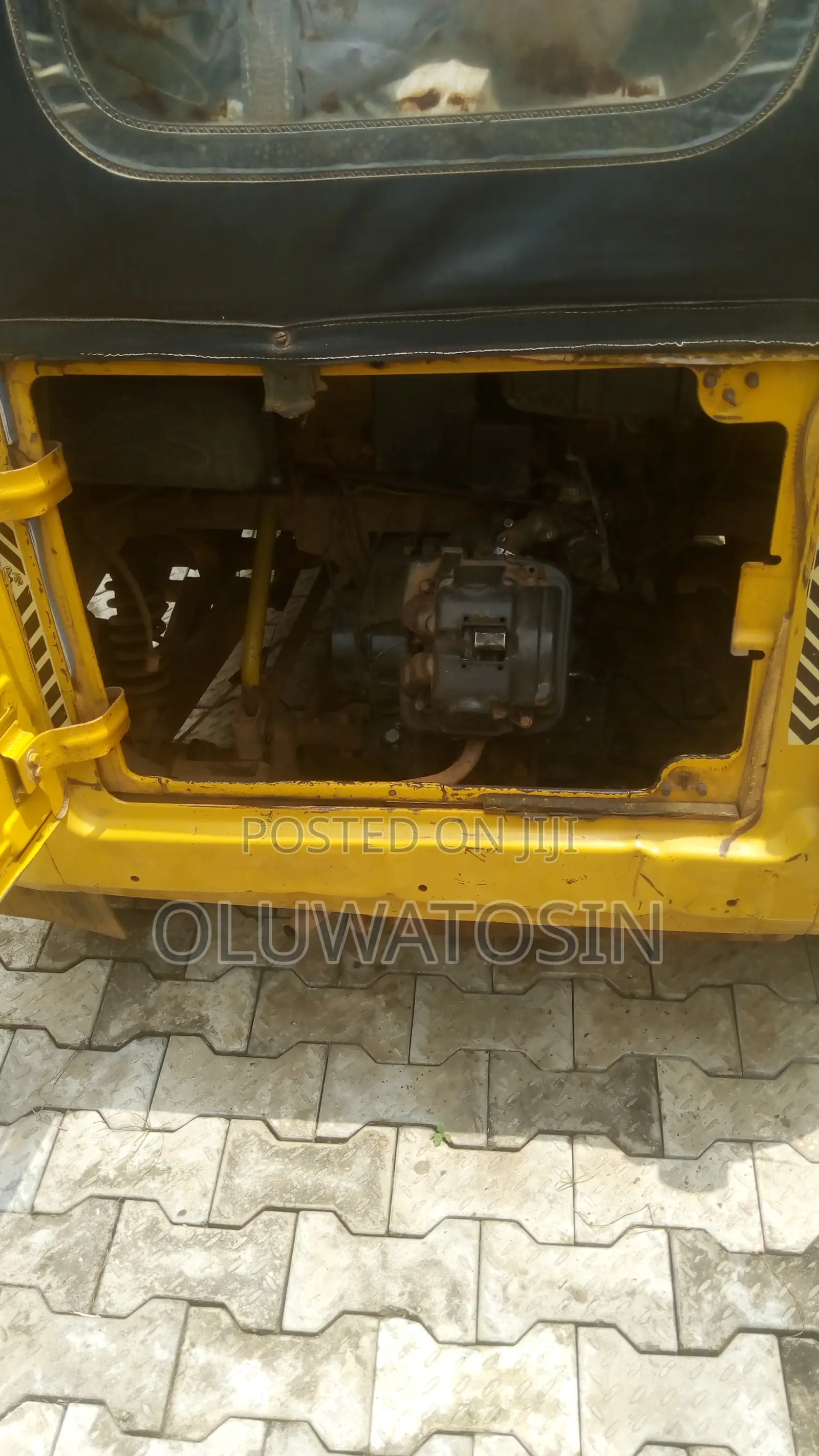TVS Apache 180 RTR 2016 Yellow