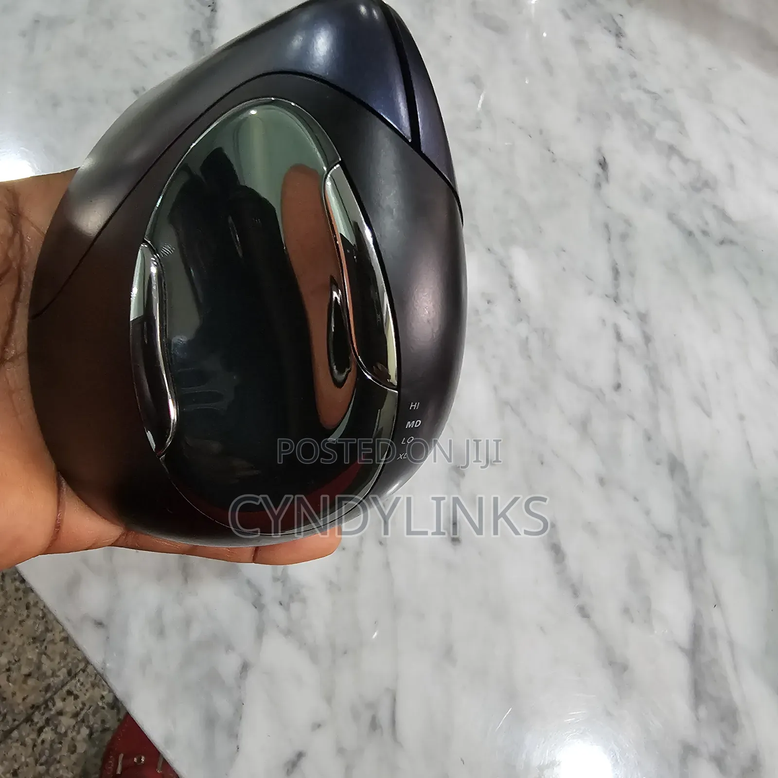 Evoluent VM4RW Verticalmouse 4 Wireless Ergonomic Mouse