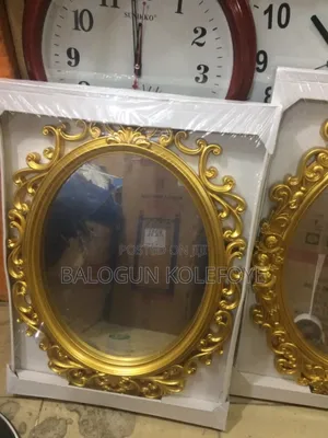 Decorating Mirrors