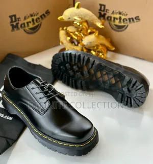 DR MARTENS Luxury High Sole Shoe