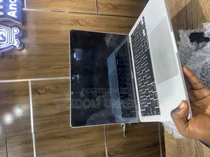 Laptop Apple MacBook Pro 2020 8GB Intel Core I5 SSD 256GB