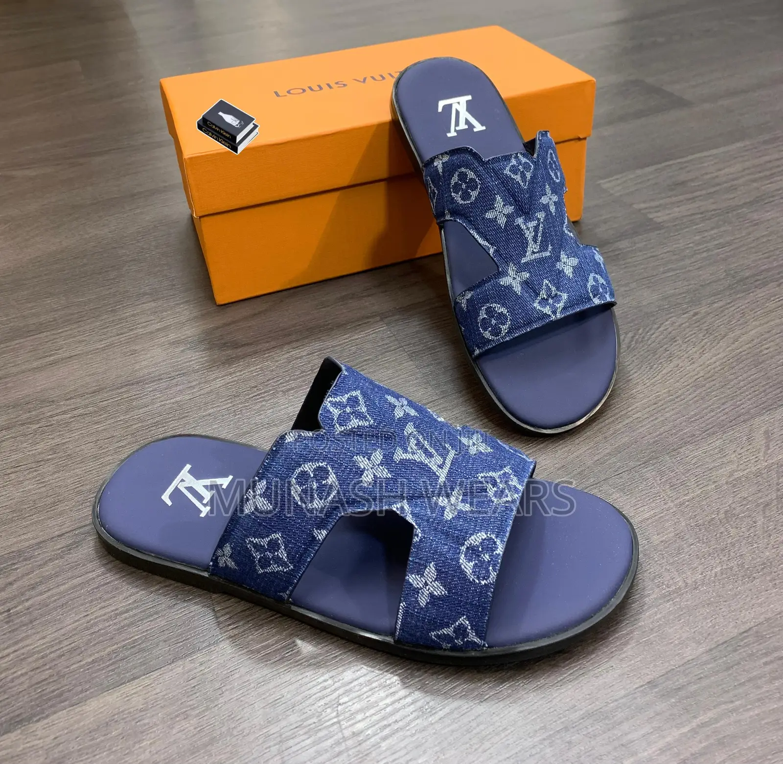 Louis Vuitton Monogram Incrested