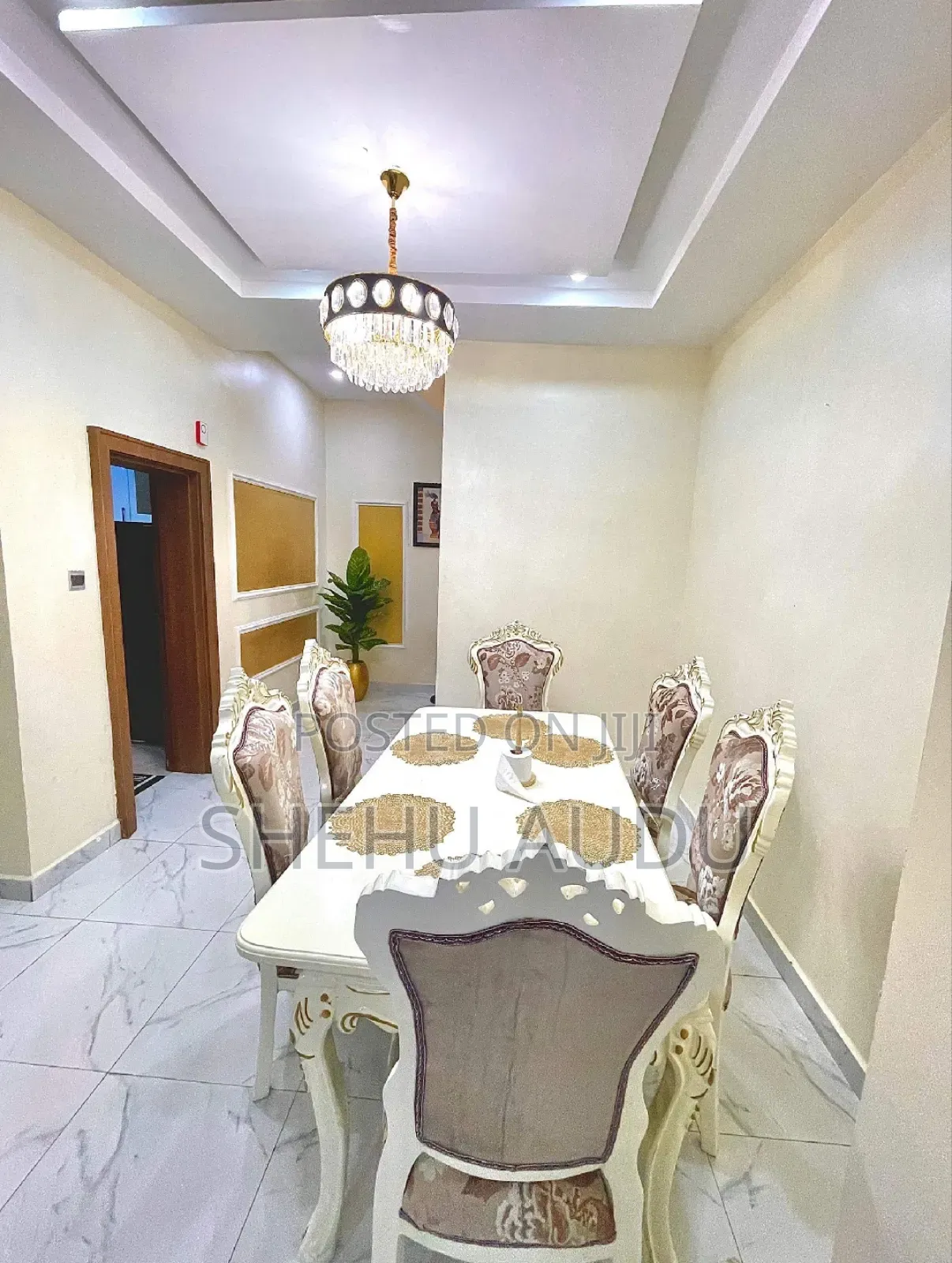 A Luxury Service Apartment