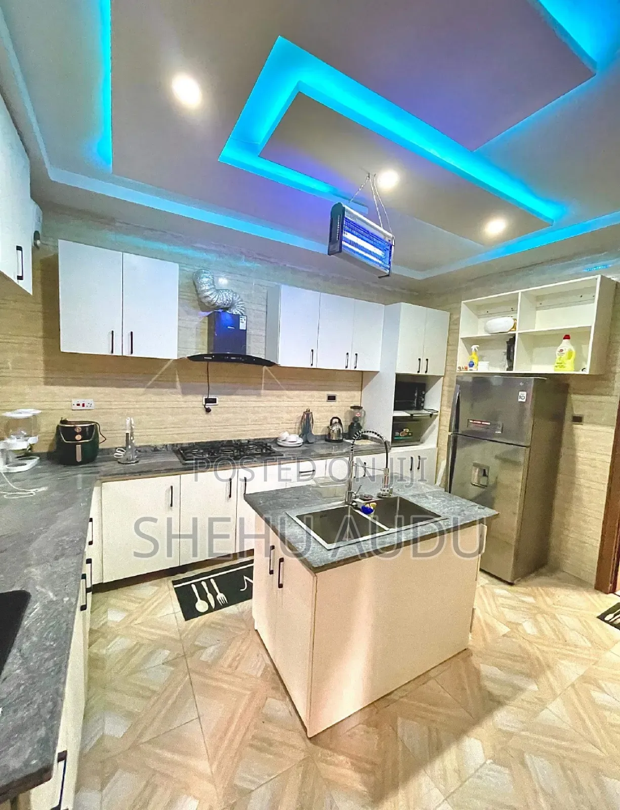 A Luxury Service Apartment