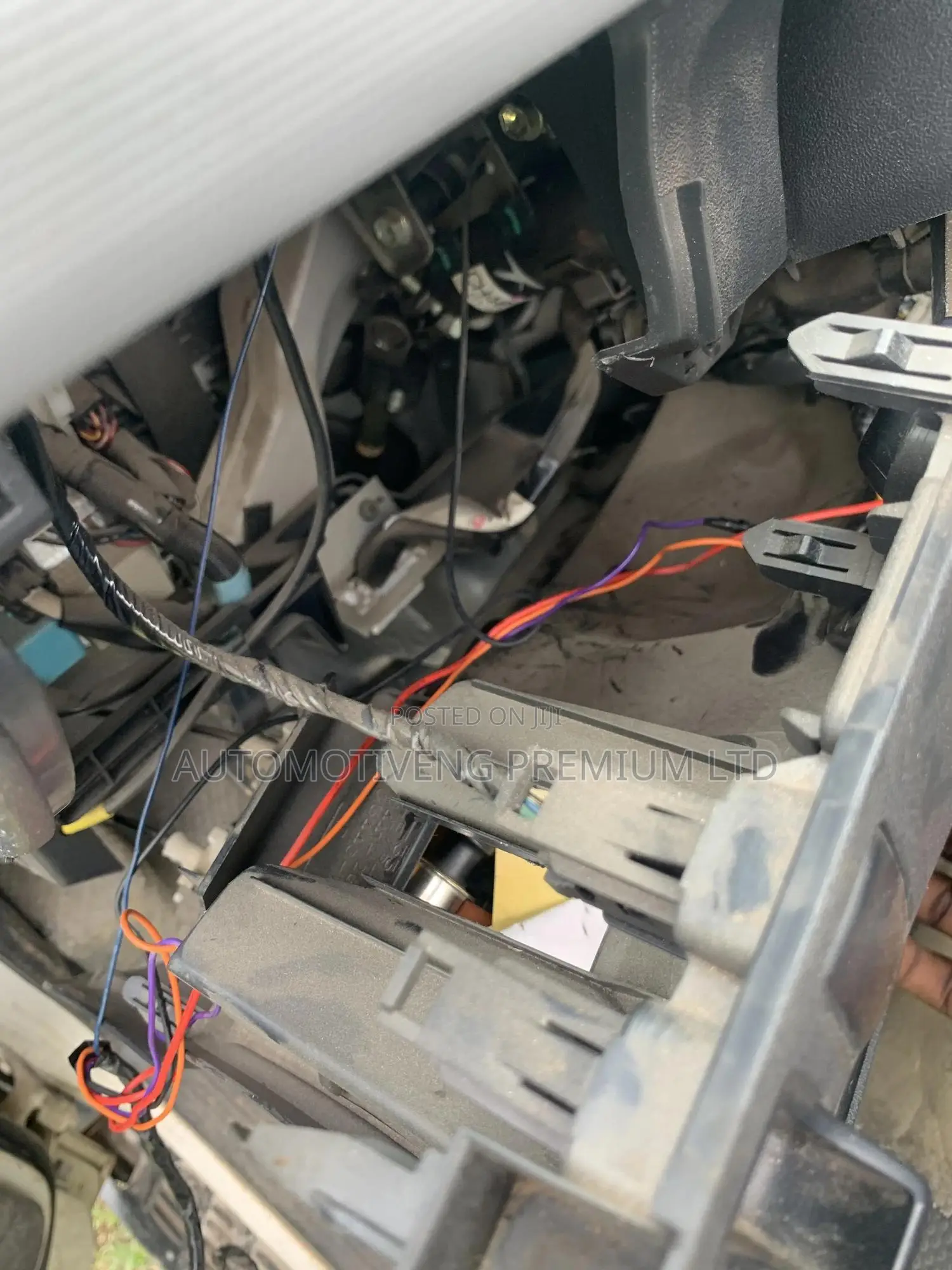 Fleets Management Gps Tracker Device Installation