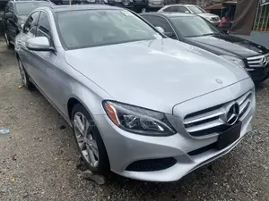 Mercedes-Benz C300 2015 Silver