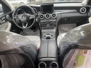 Mercedes-Benz C300 2015 Silver
