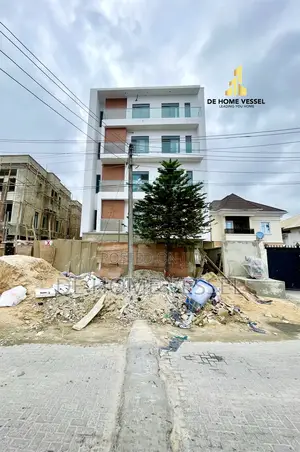 2bdrm Apartment in Lekki Phase 1 for sale