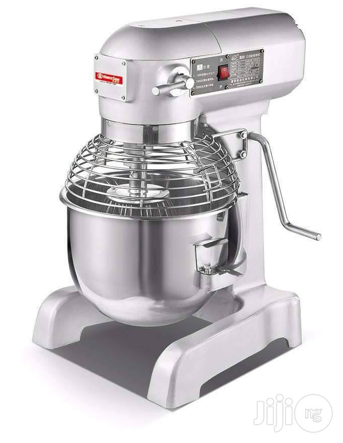 Mixer 10 Litter