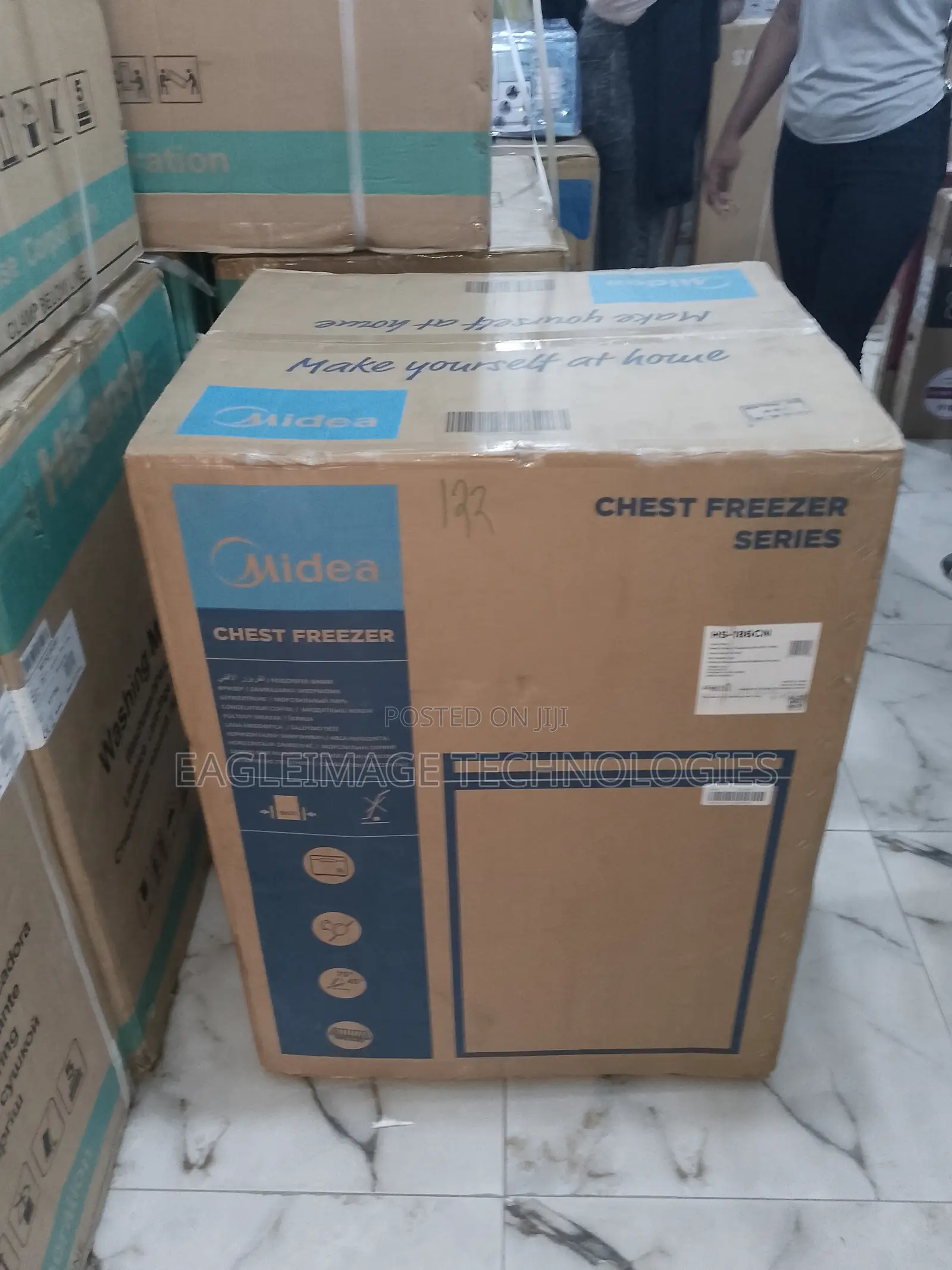 Most Affordable 150L(Hs 186cn) Midea Chest Freezer