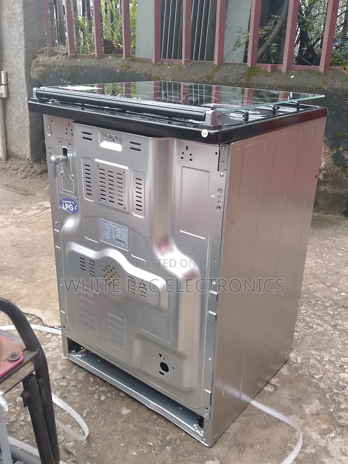 Maxi Standing Cooker Automatic 4 Gas With Oven Grill > 1 Yrs