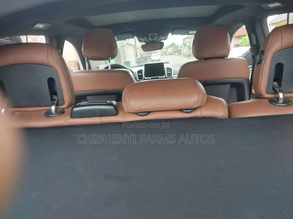 Mercedes-Benz GLE-Class AMG GLE 43 4MATIC 2017 White