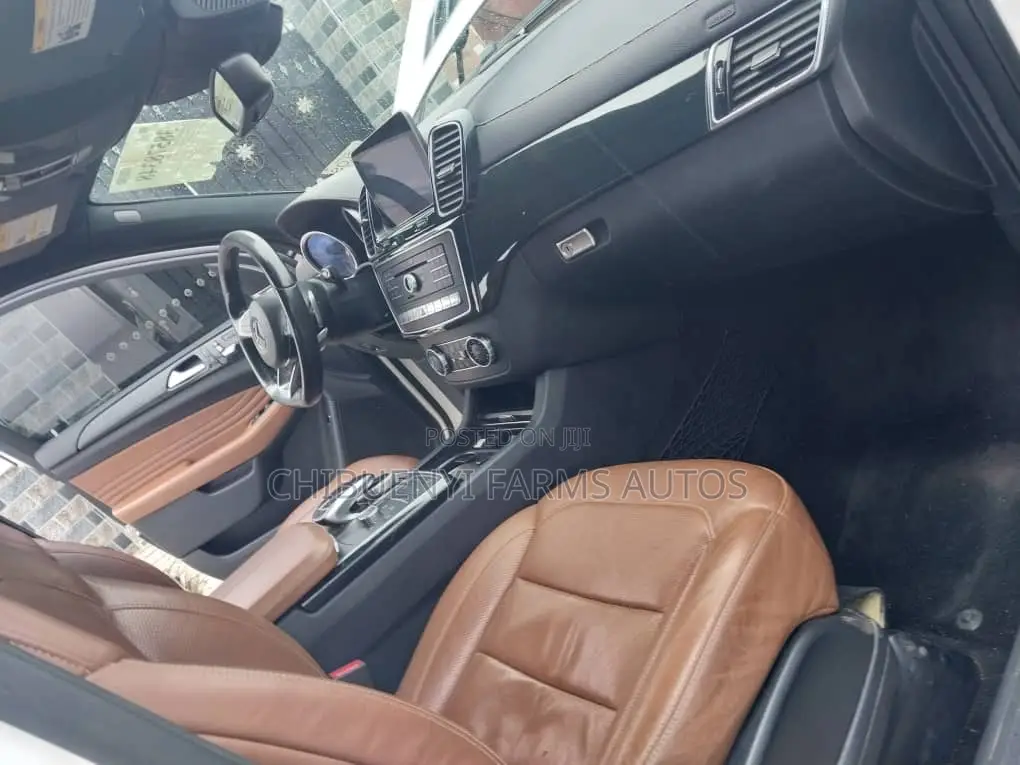 Mercedes-Benz GLE-Class AMG GLE 43 4MATIC 2017 White