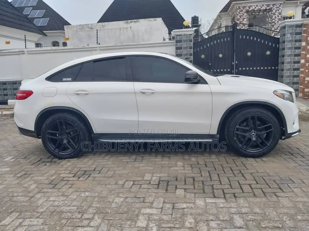 Mercedes-Benz GLE-Class AMG GLE 43 4MATIC 2017 White
