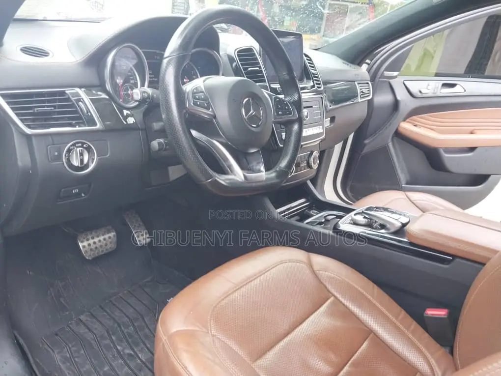 Mercedes-Benz GLE-Class AMG GLE 43 4MATIC 2017 White