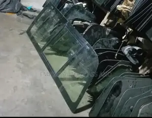 Side Glass for Toyota Hummer Bus Available Now