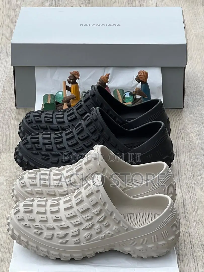 Original Balenciaga Defender Extreme Tire Tread Clogs