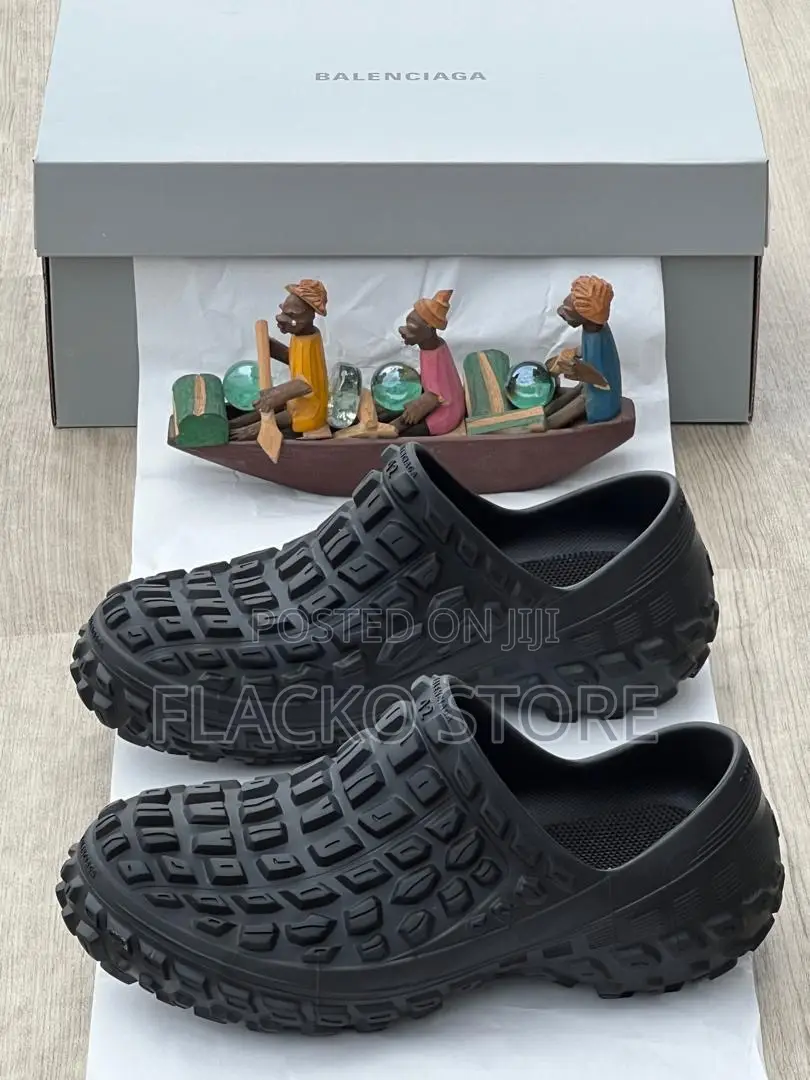 Original Balenciaga Defender Extreme Tire Tread Clogs