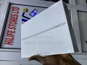 New Apple iPad 10.2 (2021) 64 GB Silver