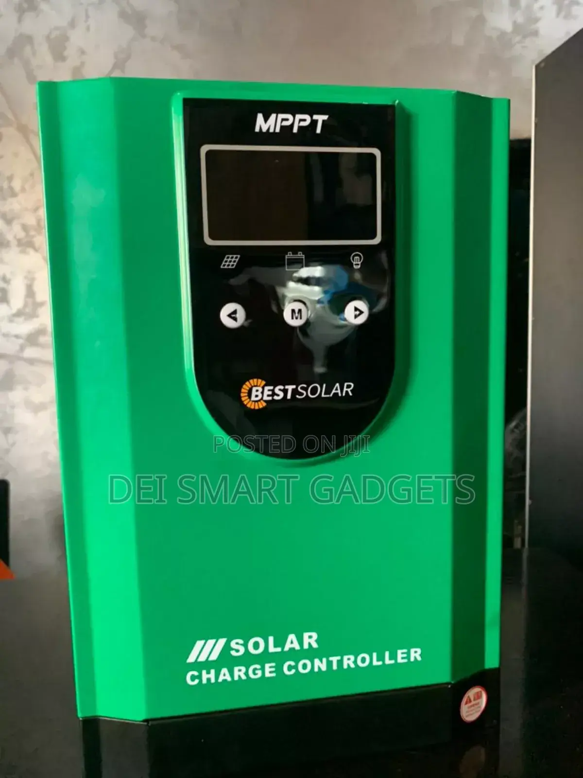 100amps MPPT Solar Charge Controller ( Best Solar)