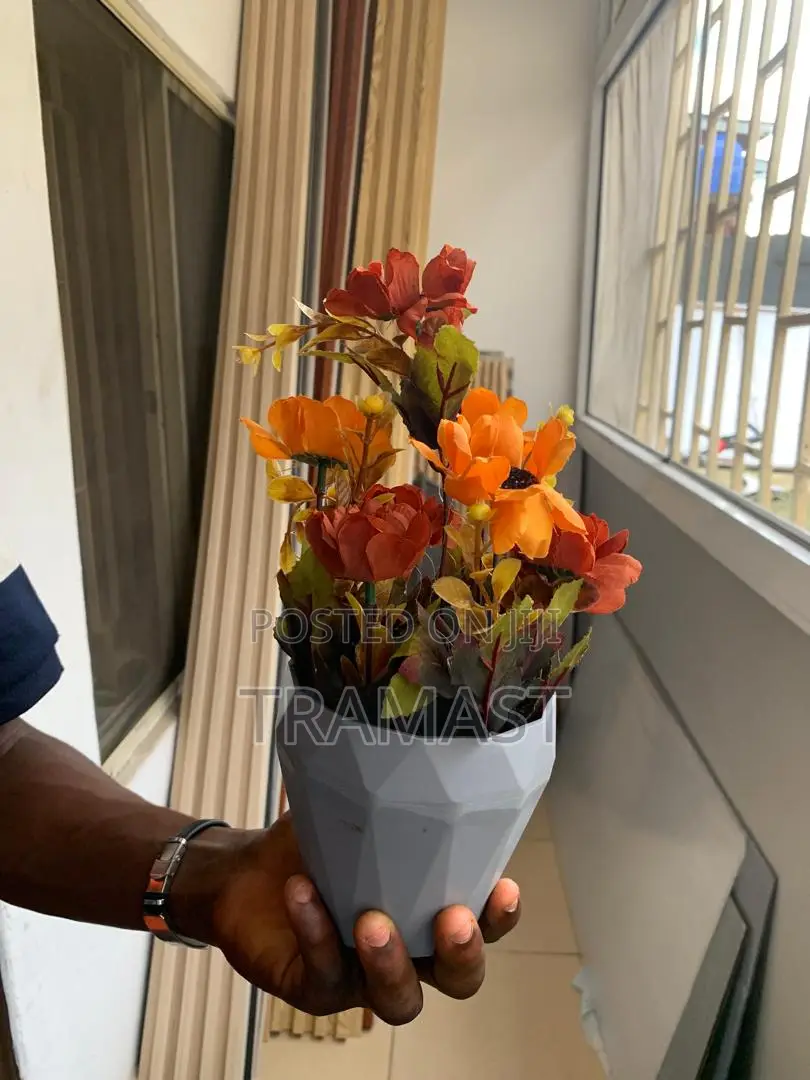 Table Top Flower for Decoration