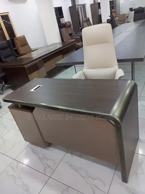 Office Classic Desk