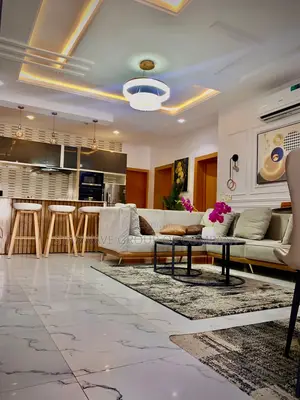 3 Bedroom Shortlet Apartment With Ps5