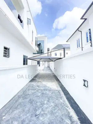 4bdrm Duplex in Lekki for sale