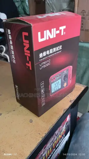 UT502C Insulation Resistance Tester