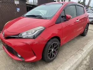 Toyota Yaris LE Hatchback 5dr 2015 Red