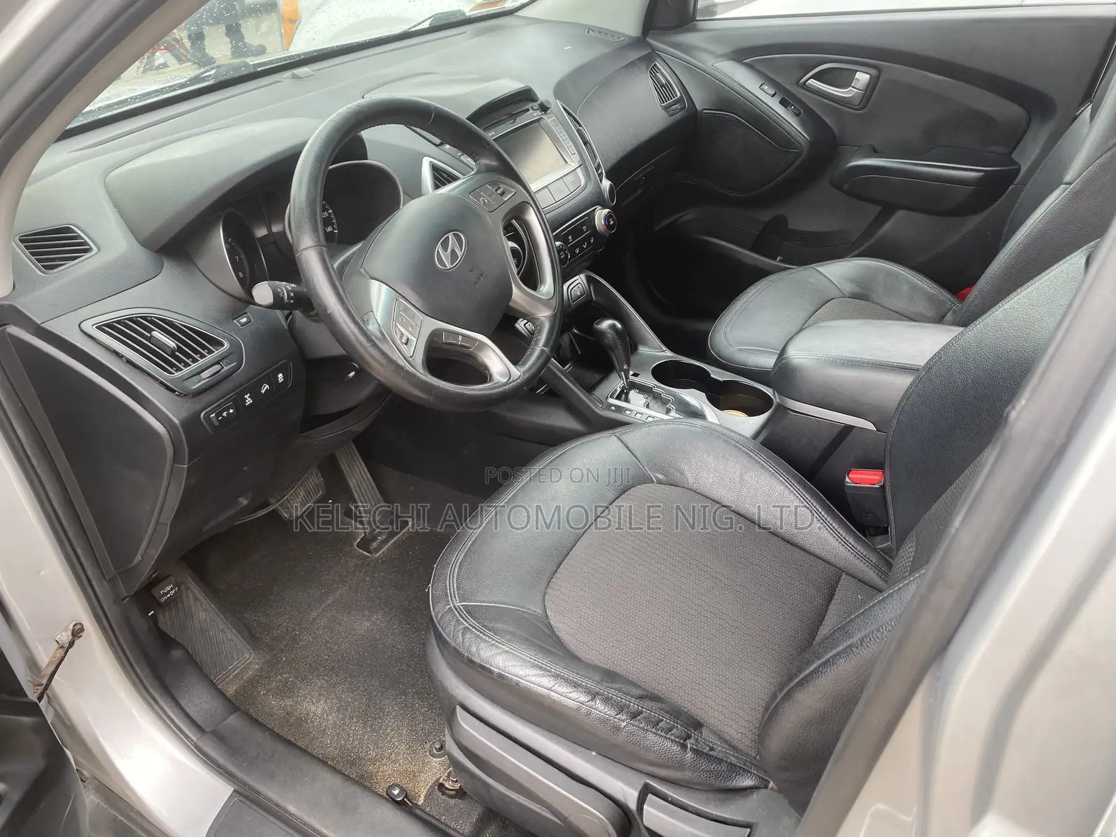 Hyundai Tucson GLS AWD 2011 Silver