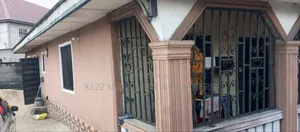 3bdrm Bungalow in Freedom Estate , Off, Port-Harcourt for sale