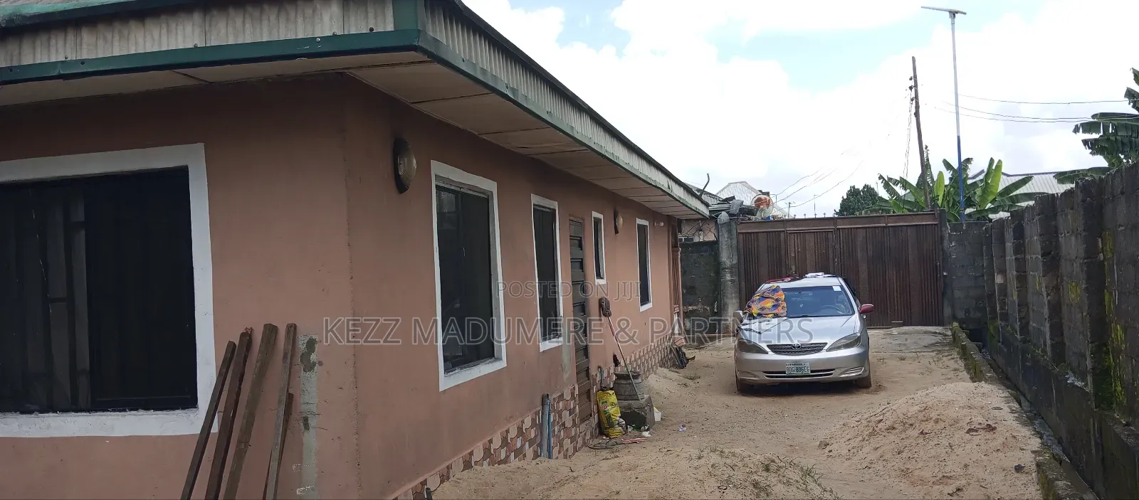 3bdrm Bungalow in Freedom Estate , Off, Port-Harcourt for sale