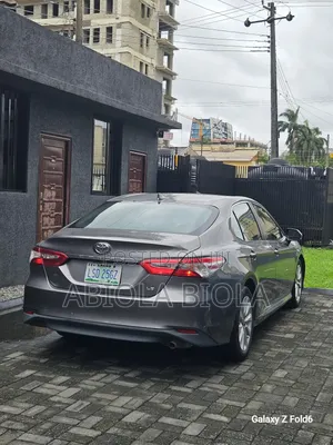 Toyota Camry LE FWD 2020 Gray