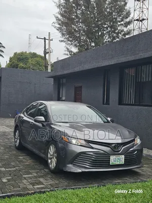 Toyota Camry LE FWD 2020 Gray