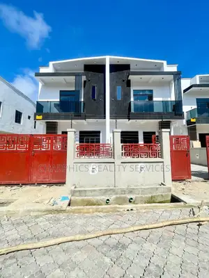 4bdrm Duplex in Ikota for sale