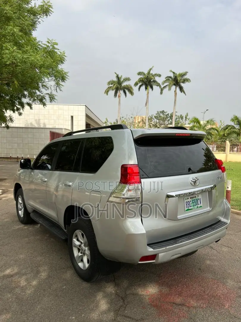 Hire/Rent SUV