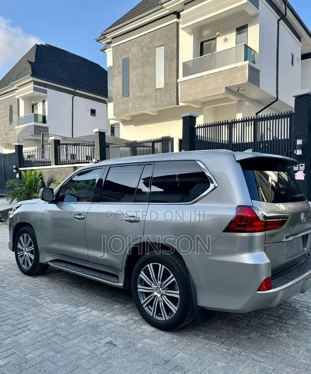 Hire/Rent SUV