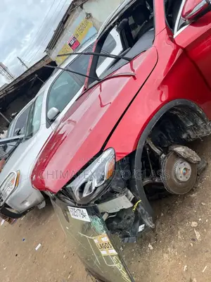Mercedes Glc300 2016 Windscreen Installation