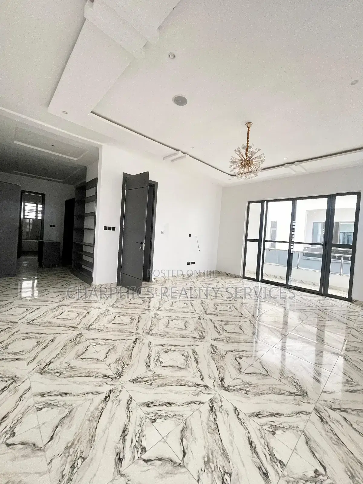 5bdrm Duplex in Ikate for sale