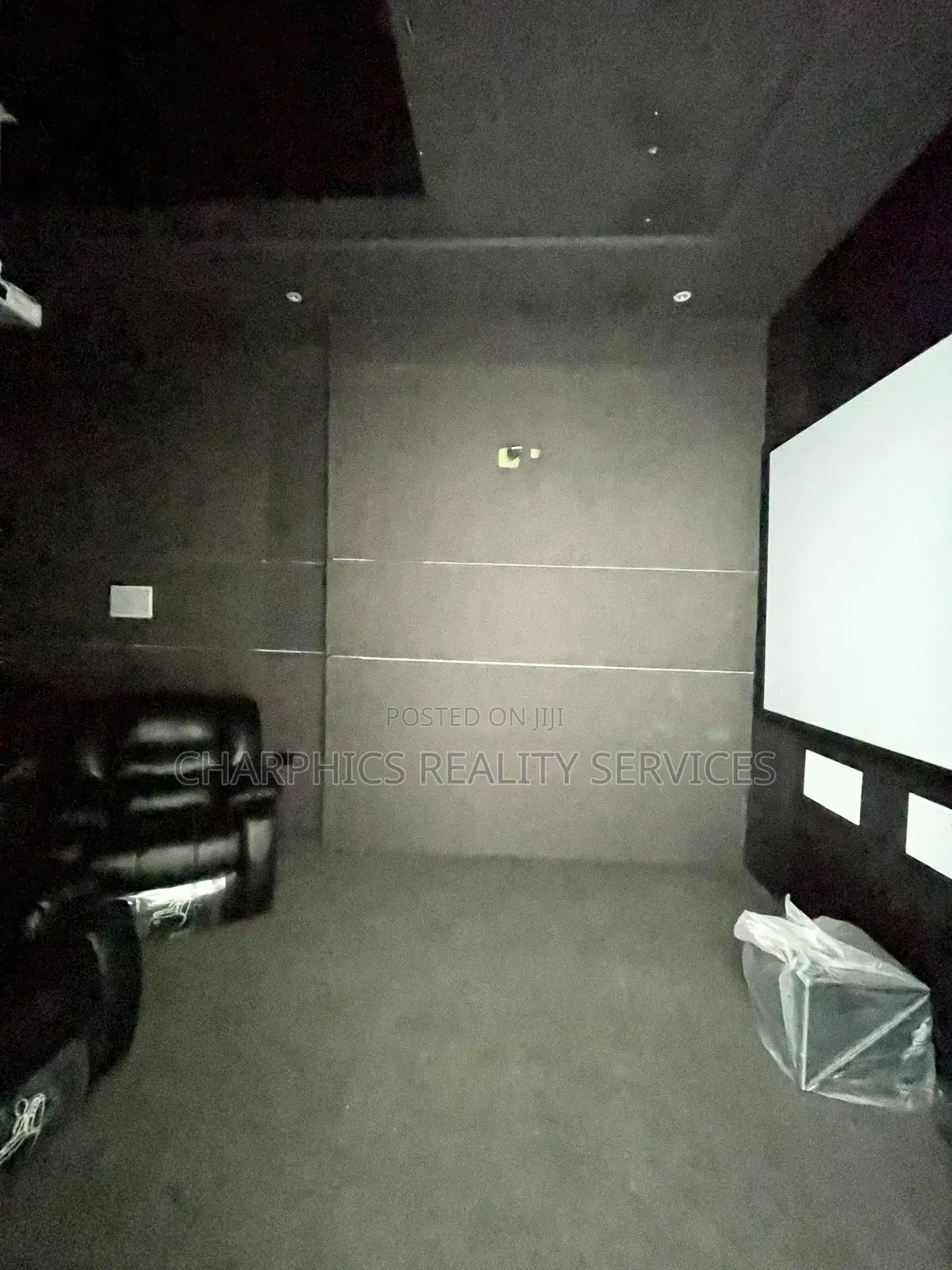 5bdrm Duplex in Ikate for sale