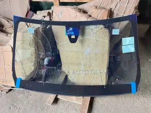 Mercedes Gla250 Windscreen Glass Available We Deliver